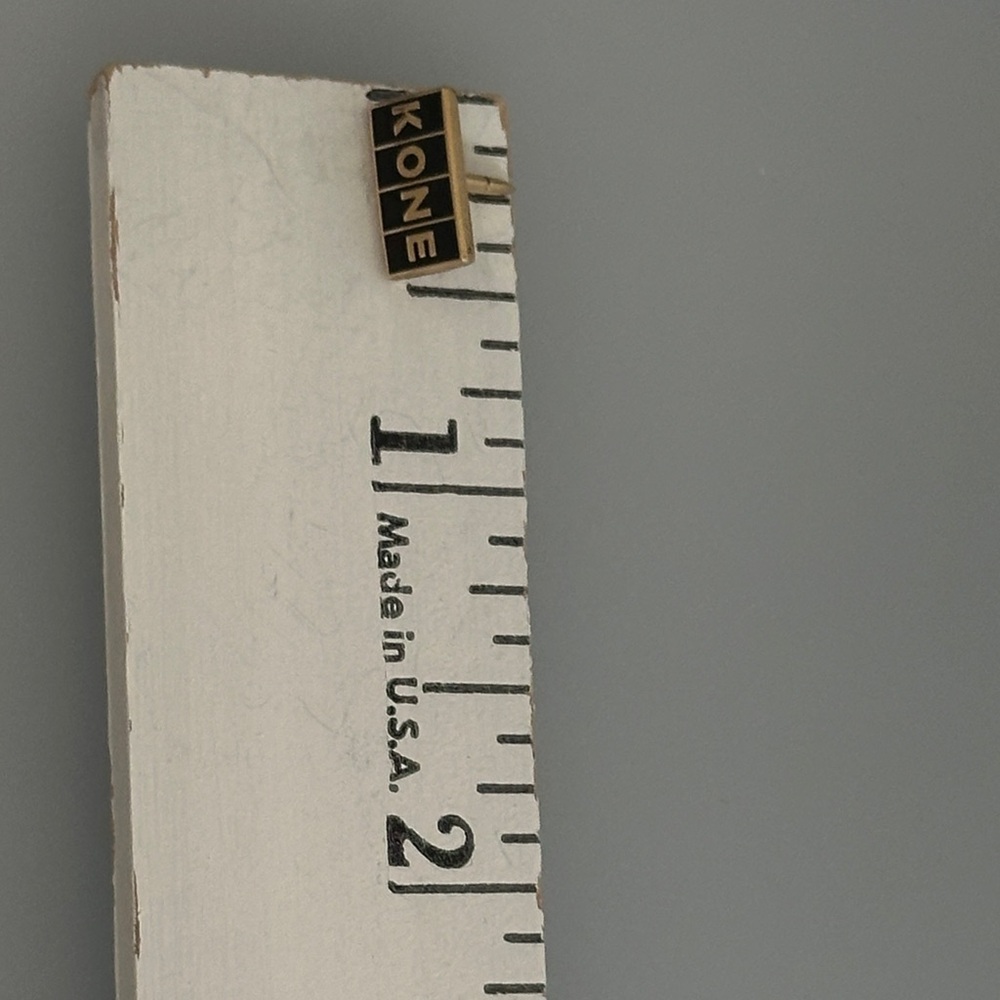 10k Gold KONE Black and Gold Pin - Picture 7 of 7